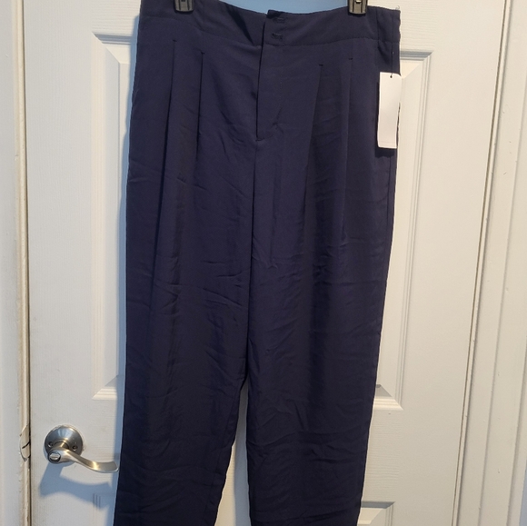 Dkny Pants - Women's Navy Pants. DKNY NWT